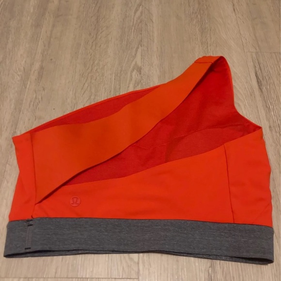 Lululemon pyrox lab bra 6 red October - Picture 3 of 6